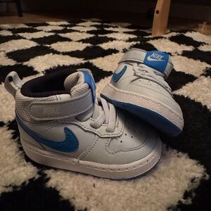 Nike Court Borough Low size 4c Infant/Toddler